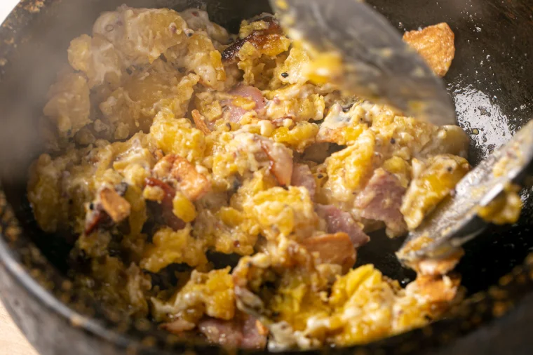 石焼きポテトサラダ